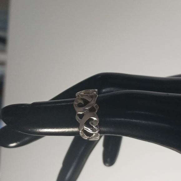 Tiffany & Co. Paloma Picasso Triple Hearts Sterling Silver 925 Ring Stamped - Picture 3 of 8